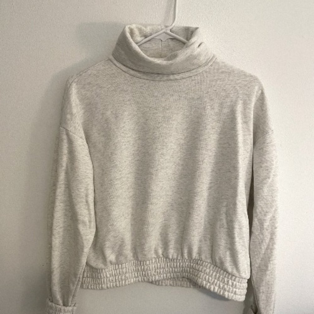 Light Grey Turtleneck Cropped Sweater